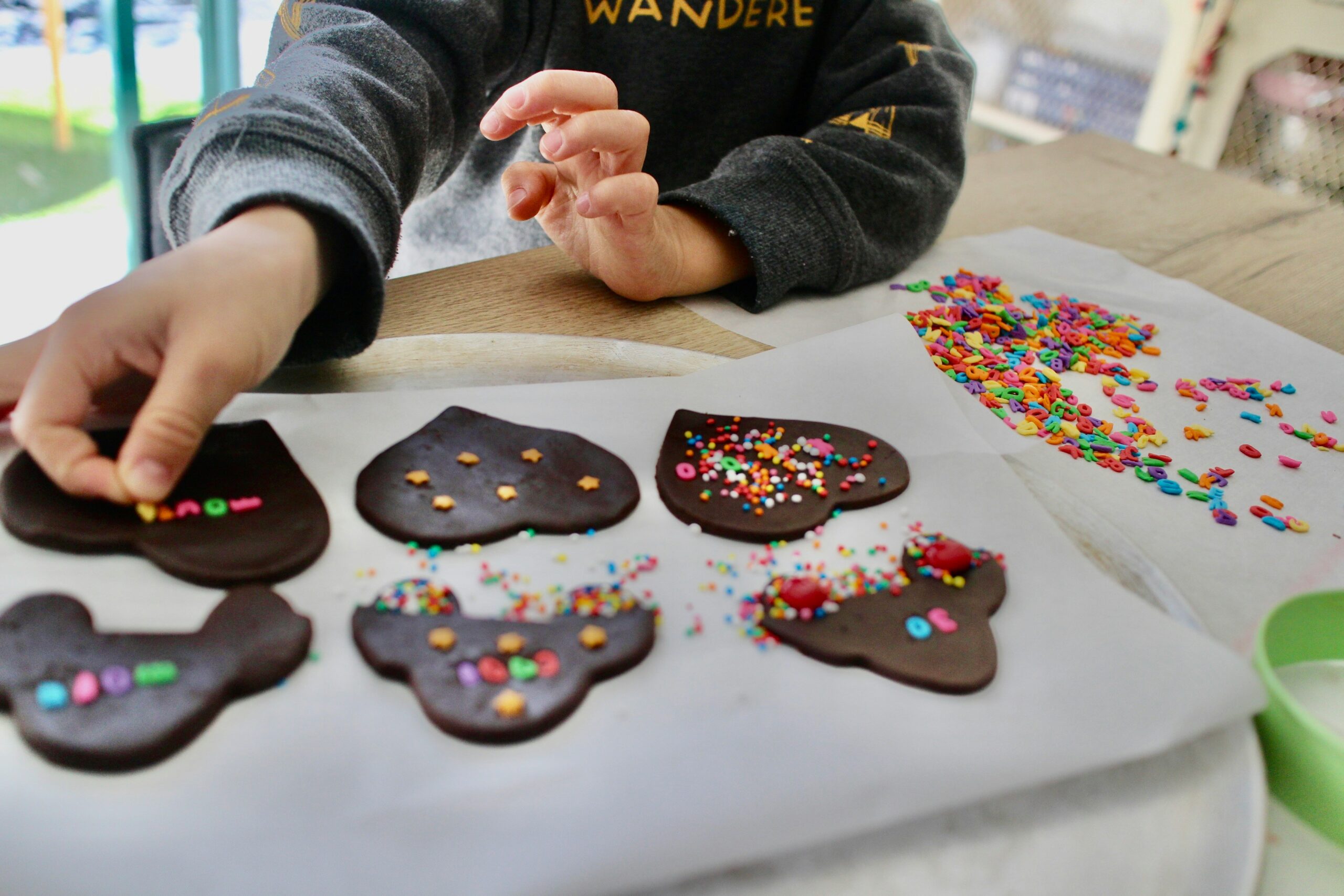Child baking-Math Self-directed learning ideas